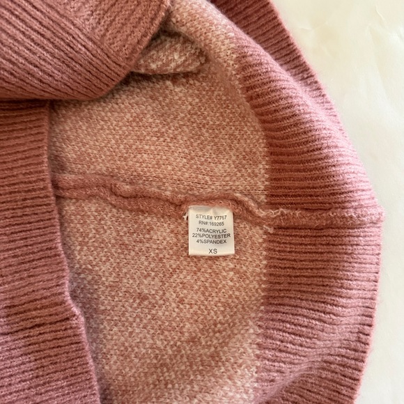 Elegant Bow Patterned Cardigan - Picture 5 of 5